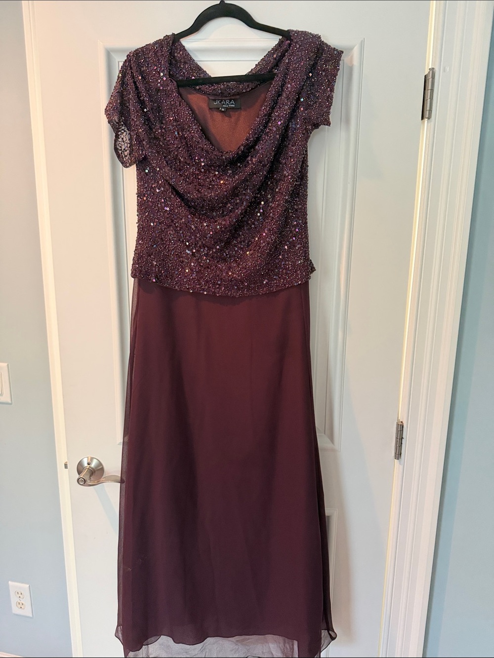 J Kara, Maxi Formal Beaded Gown w/Chiffon Skirt, Burgundy, Size 12